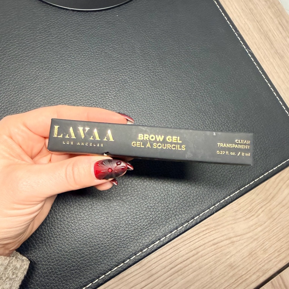 NWT Lavaa Los Angeles Brow Gel